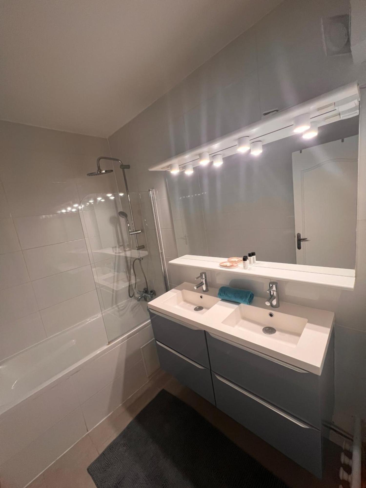 Appartement Paris Grenelle - Hala Paris Ngoại thất bức ảnh